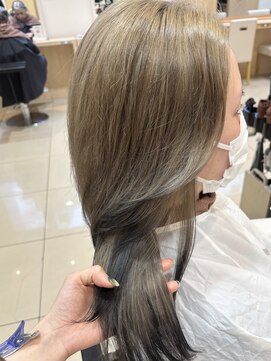 アッシュ 中目黒店(Ash) グレージュ&ブラックの裾カラー！