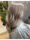 シルバーベージュ