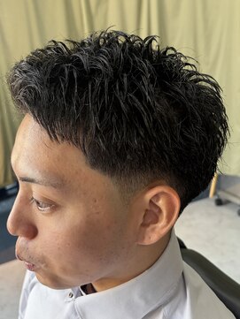 バーバーコモンズ(BARBER COMMONS) ローフェード束感ショート