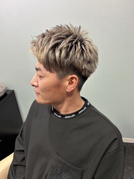 コルト(COLT)の写真/カット＋ブリーチカラー相談OKサーフカール/レイヤーカット/シャドウパーマ/スパイラルパーマ/メンズパーマ