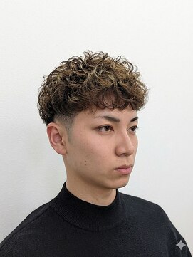 ワンワンオー バーバーショップ 博多店(@110 BARBER SHOP) ビジネス/フェード/濡れパン/バーバー/美容室/理容室/博多/眉毛