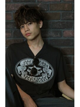 エイチ(H eitf) H原宿* ウエット ツーブロック『束感ショート』【H eitf】