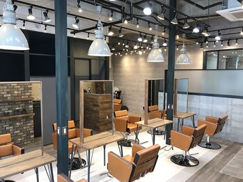 Agu hair kahala 大分駅前店【アグ ヘアー カハラ】