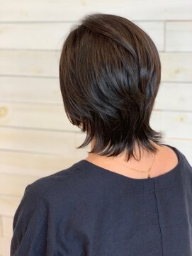 ラック 辻堂(LUCK) レイヤーウルフカット