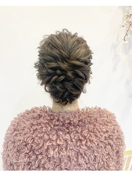 レア(Le'a) ねじねじアップ