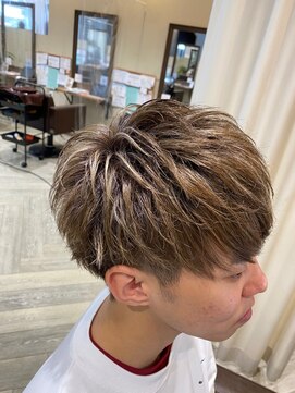 バグズ ヘアデザイン 桔梗が丘店(Baguz HAIR DESIGN) シークレットハイライトツーブロック刈り上げ/ベージュ10代20代