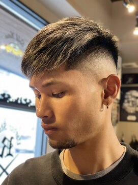 バーバー スタジオ ラフテル(Barber Studio RAFTEL) フェードスタイル