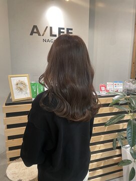 アイリー 名古屋(A/LEE) ナチュラルブラウン