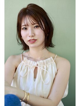 プランツヘアー ナチュラルなミディアムレイヤースタイル　博多美容室