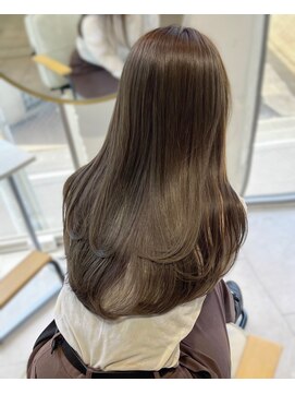 ティア(Tia.) 縮毛矯正/巻ける縮毛矯正/髪質改善トリートメント/ロングヘア