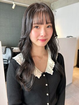 アム(amu) シースルーバング/顔まわりレイヤー/ロング/ダークグレージュ