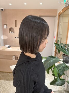 ユッカ 梅田(YUCCA) 【 YUCCA 】大人可愛いオリーブグレージュ