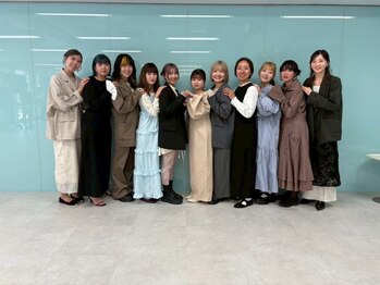 サイン ハニー(Sign honey)の写真/【イルミナカラー×似合わせ顔まわりcut】心を込めた技術×寄り添う接客にファン多数！！癒しの空間へ