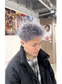 シルバーアッシュ/スパイキーショート/刈り上げアップバング