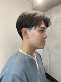 メンズカットセンターパートマッシュフェード刈り上げ