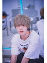 ポプルス(popls)&nbsp;ウルフカット/マッシュウルフ/インナーカラー/ミルクティー