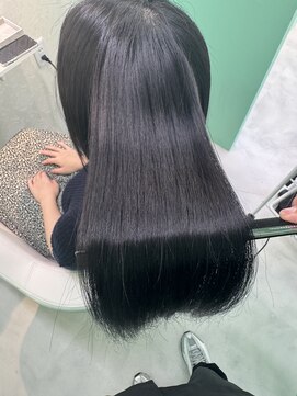 エラ(Ella) ブルーブラック