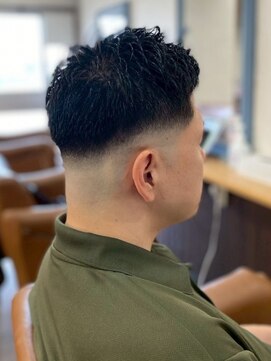 ティアム(TIAM) 男の魅力を引き出す王道スキンフェード