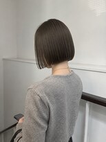 フォト 新宿三丁目(foto)&nbsp;髪質改善縮毛矯正地毛風ストレート切りっぱなしボブ