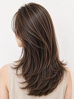 サーカス バイ ビュートリアム 青山(CIRCUS by BEAUTRIUM)&nbsp;上品ベージュハイライト 大人レイヤー 大人可愛い 表参道 青山