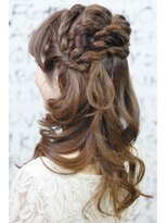 バックステージサカエ(BACK STAGE SAKAE)&nbsp;編み込みハーフアップby BACK STAGE