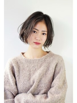 ノーヴェ(Nove) ニュアンスカールボブ