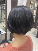 ショートボブ