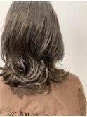 ケアパーマでくびれるミディアム