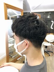 ショート　マッシュ　ショートボブ　HEADS 市川　学割　イルミナ