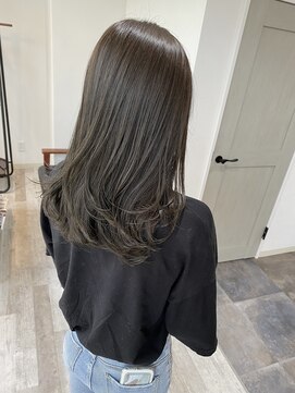 リズム(lysm) オリーブグレージュ