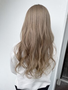 サロンドミルク 新百合ヶ丘店(salon de MiLK) ケアブリーチで染めるミルクティーベージュ【新百合ヶ丘】