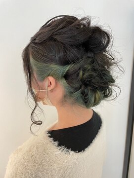 カラーワールド カンナヘアーメゾン(color world canna hair maison) 20代30代シニヨンアップスタイル 結婚式 二次会 パーティー