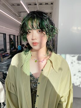 ギグスダブル 栄店(gigs double) 似合わせカット/デザインカラー/グリーン