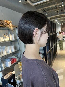 クリアオブヘアー リット(CLEAR of hair LiT) ショートボブ