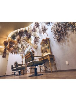 一人一人のお客様にじっくりと時間をかけて施術◆丁寧なカウンセリングで貴方の髪の悩みを解決してくれる！