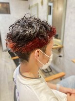 スクワットハウス(SQUAT HOUSE)&nbsp;ポイント派手髪