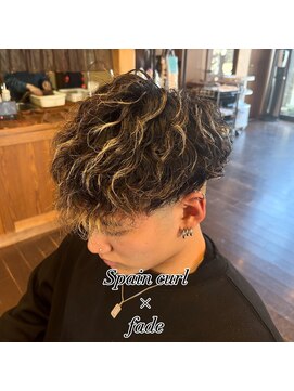 シェロヘア(cielo HAIR) スペインカール×フェード