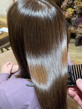 髪のお悩みに合わせて選べるトリートメントをご用意！髪の内部から補修し、潤いのあるツヤ美髪へ☆