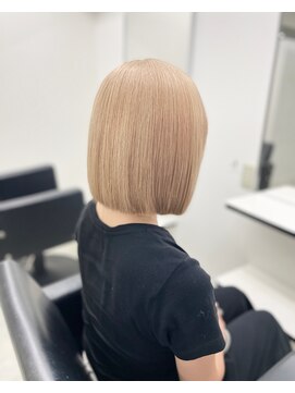 レブ 難波店(REV.) 髪質改善/ブリーチ/ダブルカラー/韓国/インナーカラー/難波