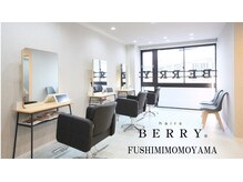ヘアーズ ベリー 伏見桃山店(hairs BERRY)