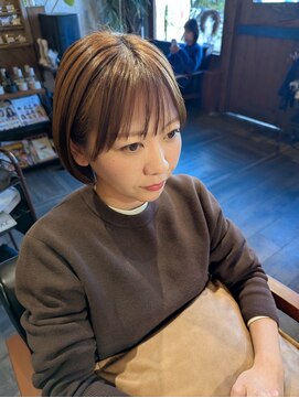 ヘアードレスビュー(hair dress V.I.E.W) 大人可愛いミニボブ