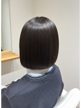 ゴットイール(GOTTO eel) 高校生のバッサリ艶ボブ×ストレート