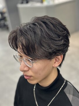 オーバルバイアピッシュ(OVARL by apish) フェザーパーマ/毛流れパーマ/メンズパーマ/センターパート