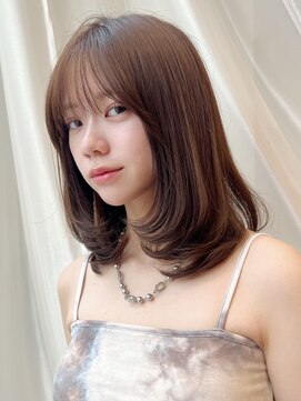 バイオレット 表参道店(Violet) 前髪顔まわり小顔似合わせミディアムレイヤーグレージュカラー