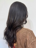 アヴァンセ サニー美容室&nbsp;暗髪グレージュ セミロング アッシュ 艶カラー 髪質改善