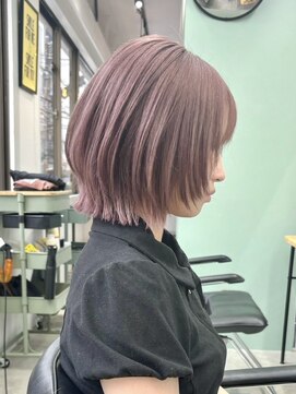 ヒビヲ 横浜西口店(HIBIO) レイヤーカットレイヤーボブハッシュカットブリーチダブルカラー