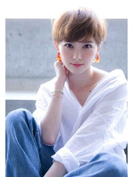 エイミー(Aimee) Aimee小顔ショート×チェスナットベージュ