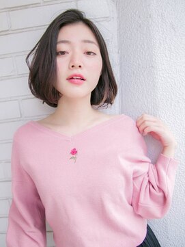 ルティア(Lutia) 大人かわいい ふんわりボブ アッシュカラー