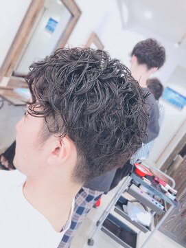 ルシール バイ アリア(Lucir by aria) メンズパーマ♪