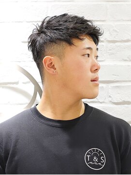 ヨシザワインク プレミアム 横浜 桜木町店(YOSHIZAWA Inc. PREMIUM) 【ヨシザワ横浜】10代20代カジュアルパーマ刈り上げツーブロック